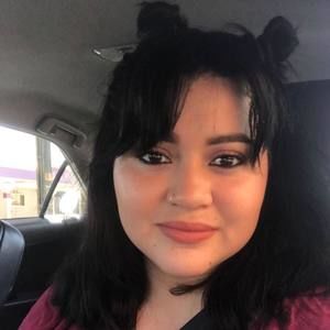 Meet your Posher, Magaly